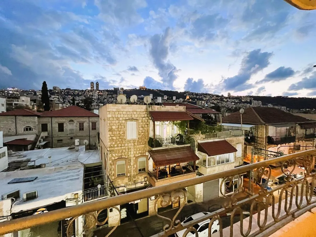 Lägenhet A Cozy 2Bdrm Home In Wadi-Nisnas Haifa